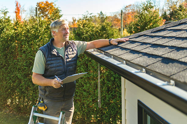 Professional Roofing technician working in Riverview, SC